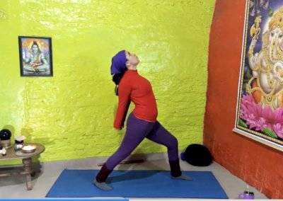 Badha hastha Virabhadrasana 1